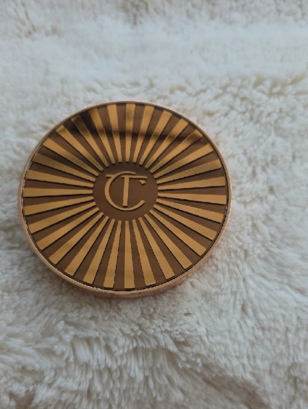Charlotte Tilbury Beautiful Skin Sun-Kissed Glow Bronzer - Golden Brown
